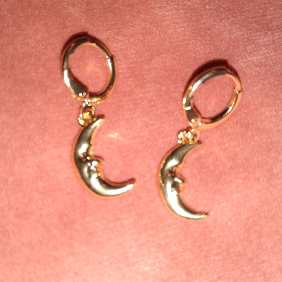 Gold Crescent Moon Mini Hoop Earrings Man in the Moon Celestial Charm Hoops - Picture 3 of 4